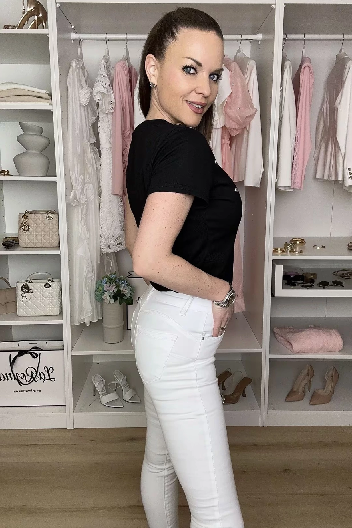 Pamut felső gömbös díszítéssel