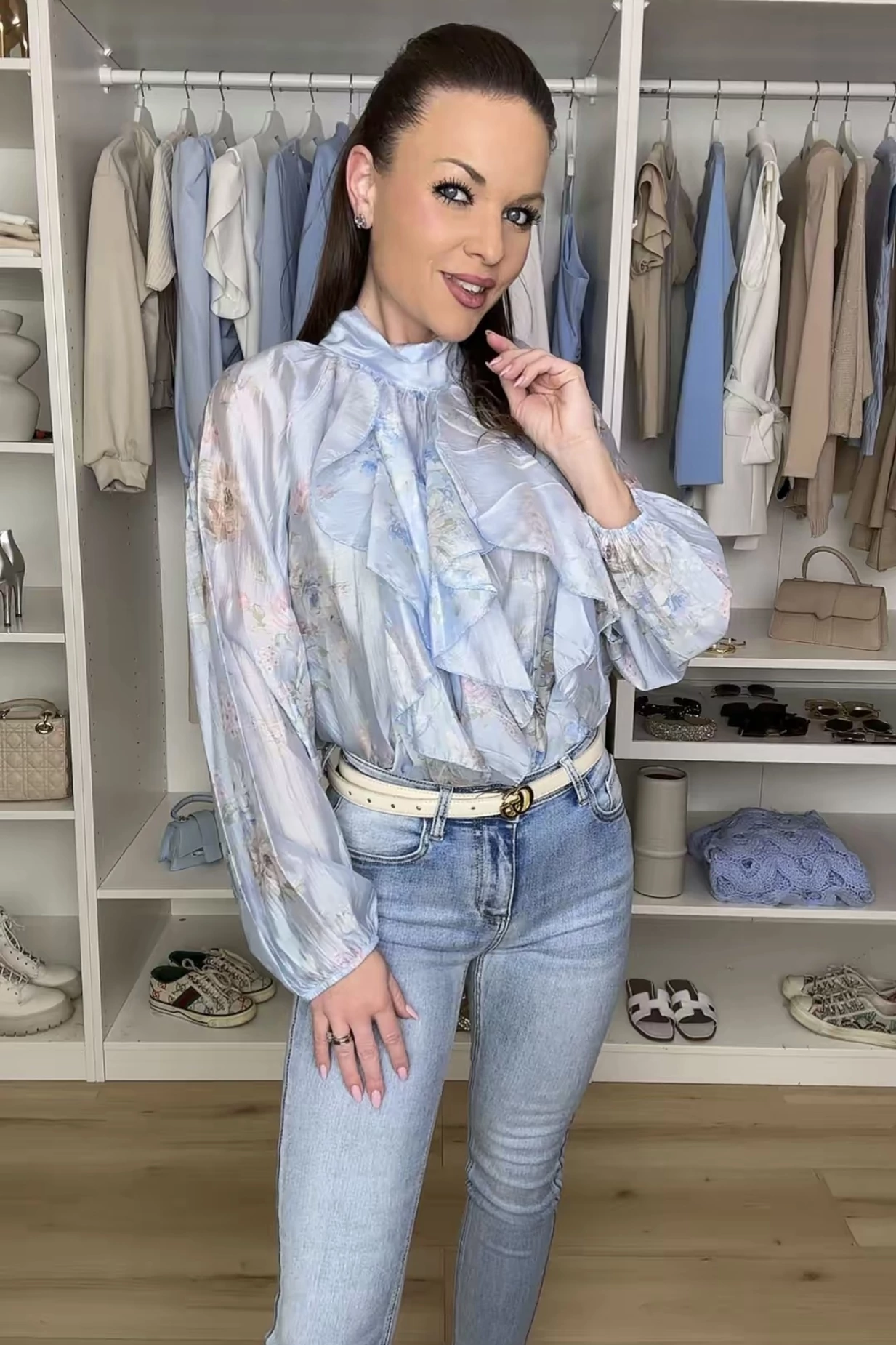 Mintás blúz fodorral