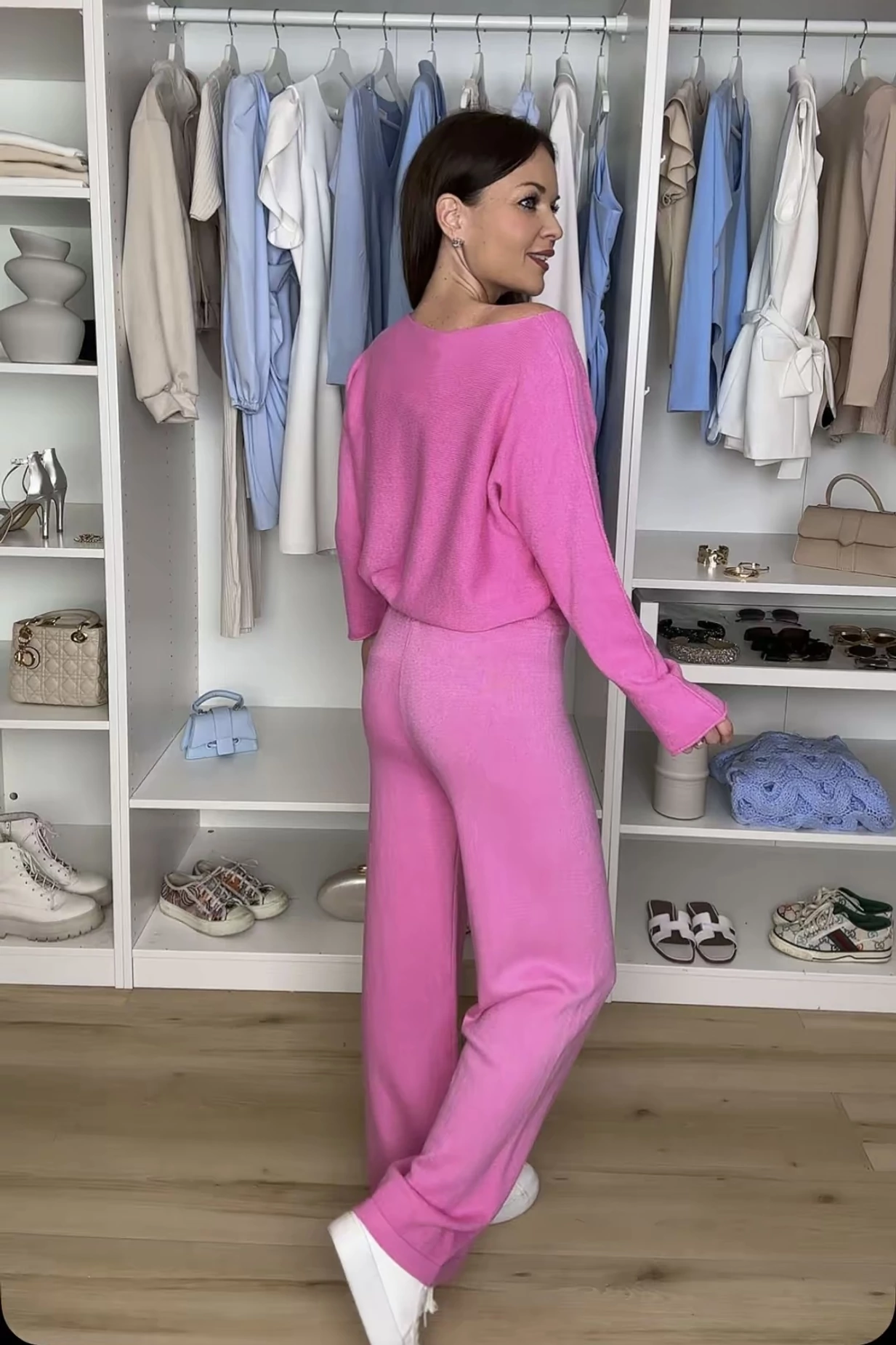 Monroe kötött együttes