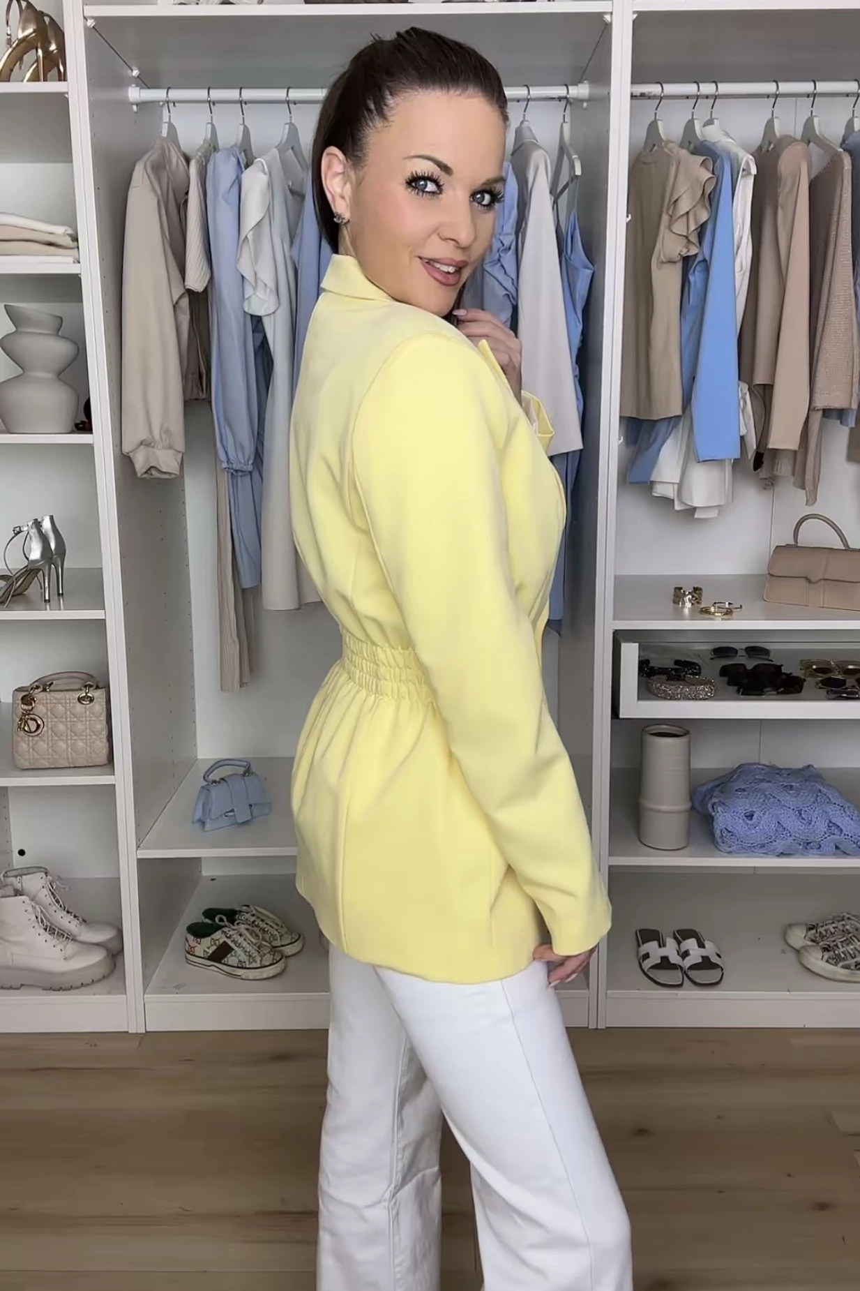 Derekán gumis blézer