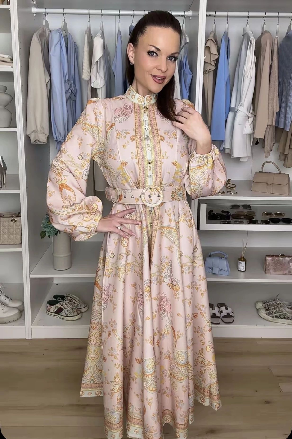 Exclusive len hatású ruha